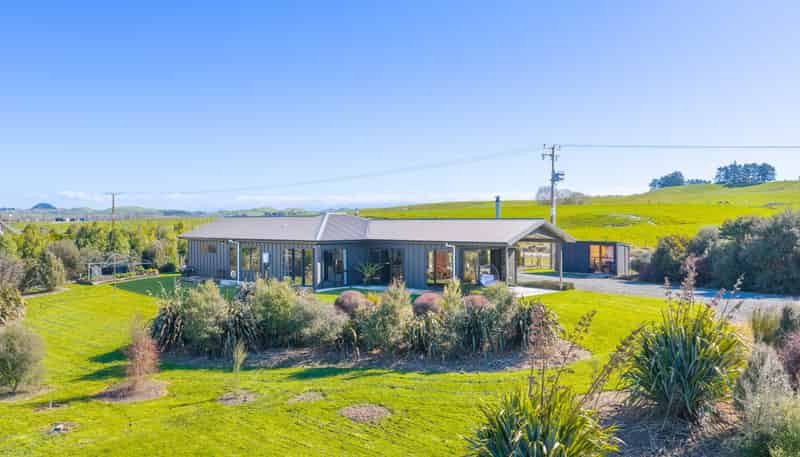 40 River Road, Otane