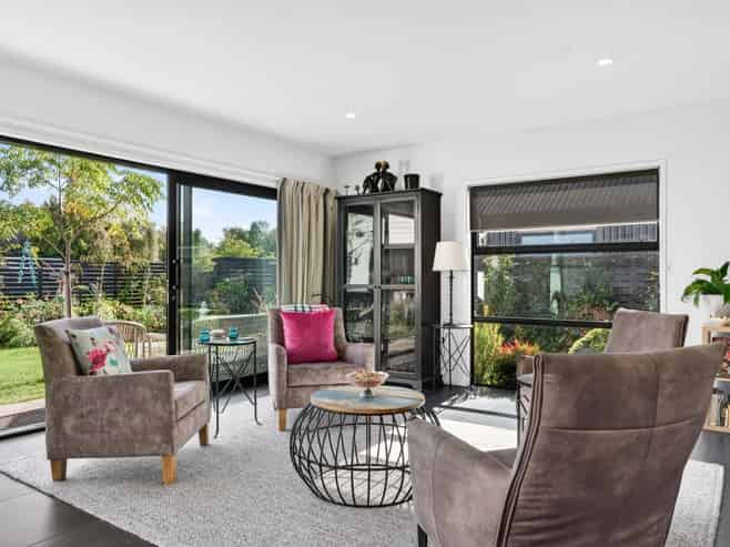 5 James Kidd Place, Greytown
