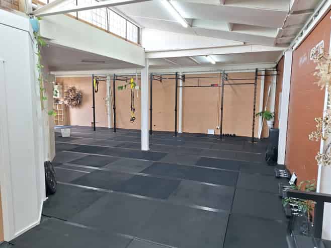 Affordable workshop or office with storage
