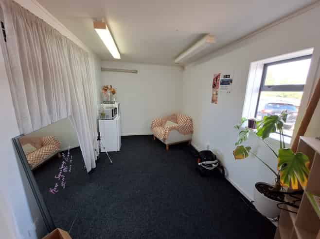 Affordable workshop or office with storage