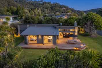 9 Taunui Place, Cooks Beach