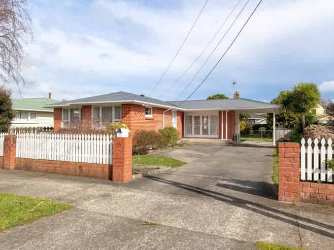 15 Charles Street, Clouston Park