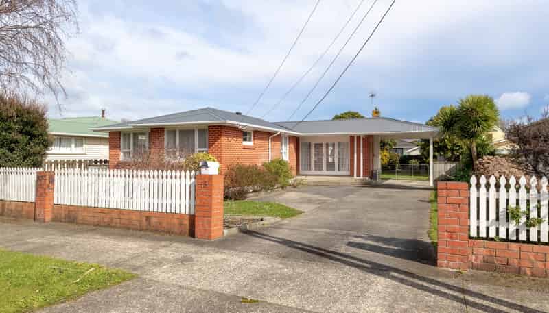 15 Charles Street, Clouston Park