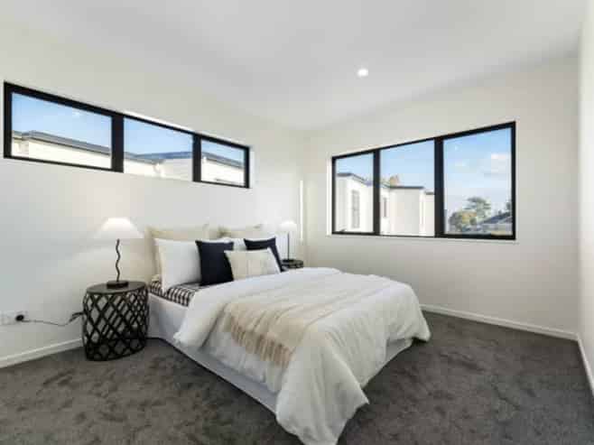 35A  Royton Avenue, Mangere East