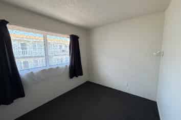 8/10 Wellington Street, Hamilton East