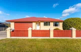 35 Redcastle Road, Oamaru