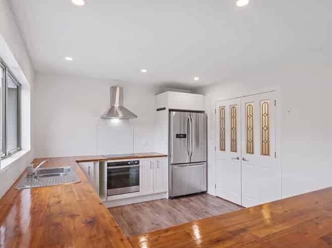 92 Foothills Road, Okuku