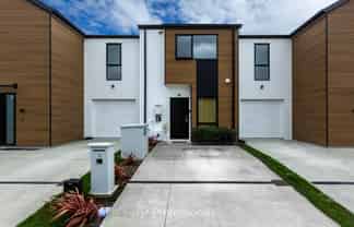 8 Cynisca Crescent, Wallaceville