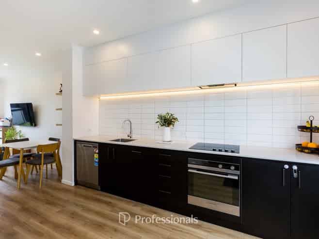8 Cynisca Crescent, Wallaceville