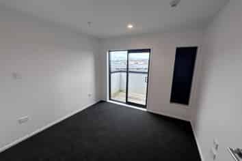 11/1066 Coatesville Riverhead Highway, Riverhead
