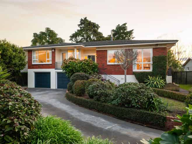 15 Braithwaite Avenue, Chartwell