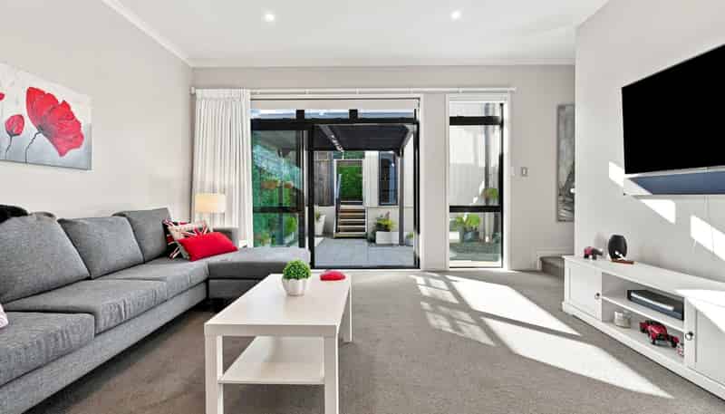 125 Bonair Cresent, Millwater