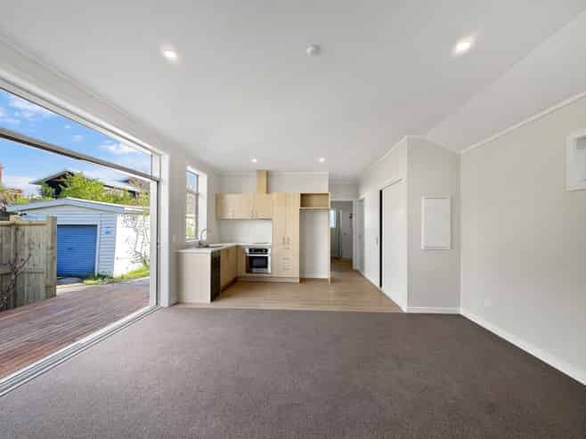 18A Newry Road, Raumati Beach