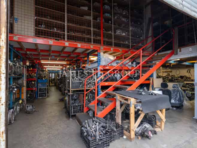 Unbeatable Location, Secure Yard, Landlord Fitout!