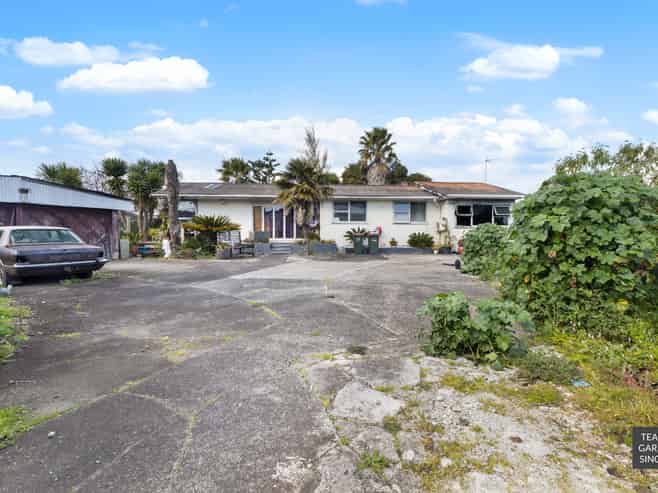 16 Jupiter Street, Rosehill