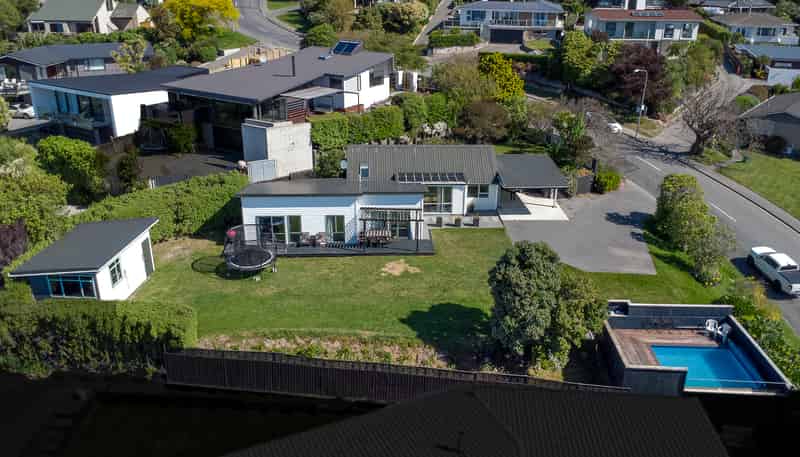 147 Soleares Avenue, Mount Pleasant