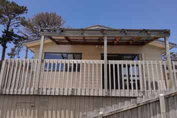 76A Upper Harbour Drive , Greenhithe