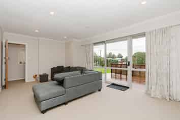 14 Pryce Place, Silverdale