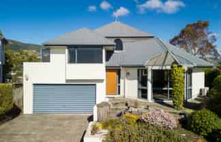 18 Leach Place , Enner Glynn