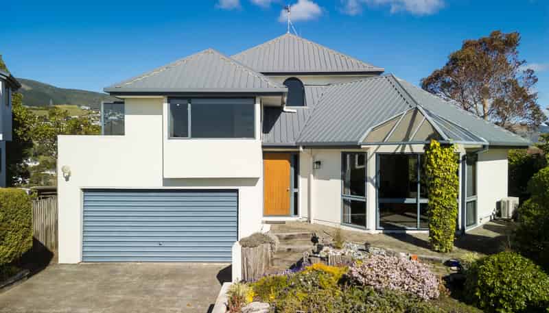 18 Leach Place , Enner Glynn