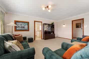 12 Dundee Place, Blockhouse Bay