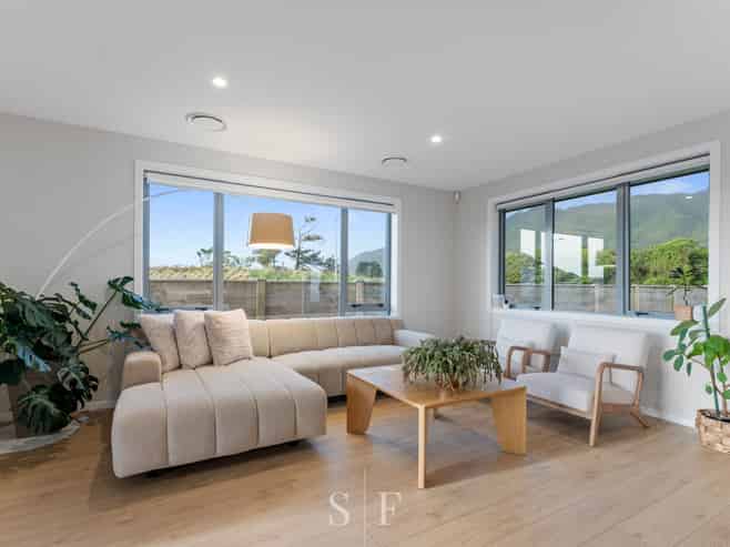 1 Pīhoihoi Close, WAIKANAE
