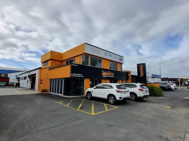 Warehouse or workshop spaces with offices
