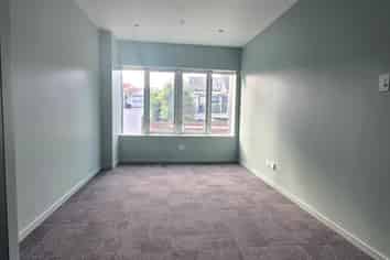 Work, Consult or Treat in One Space