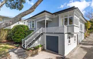 9 Mons Avenue, Mount Roskill