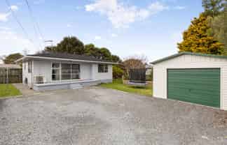 24A Bruce Avenue, Glenview