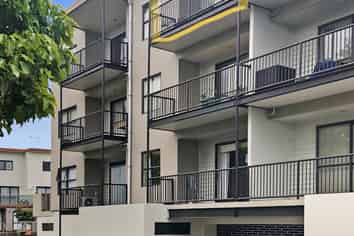 35/124 Stancombe Road, Flat Bush