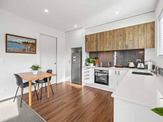 61 Wallace Road, Hobsonville