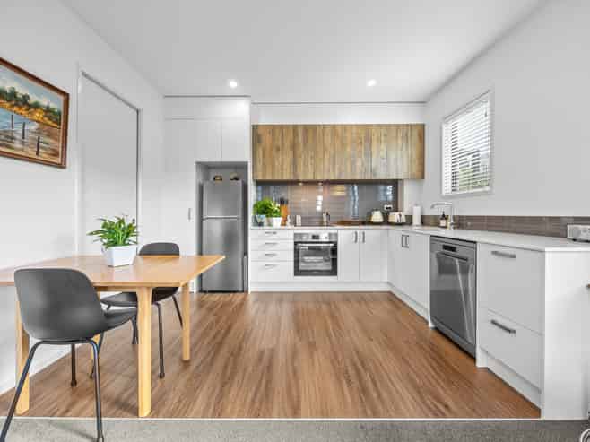 61 Wallace Road, Hobsonville