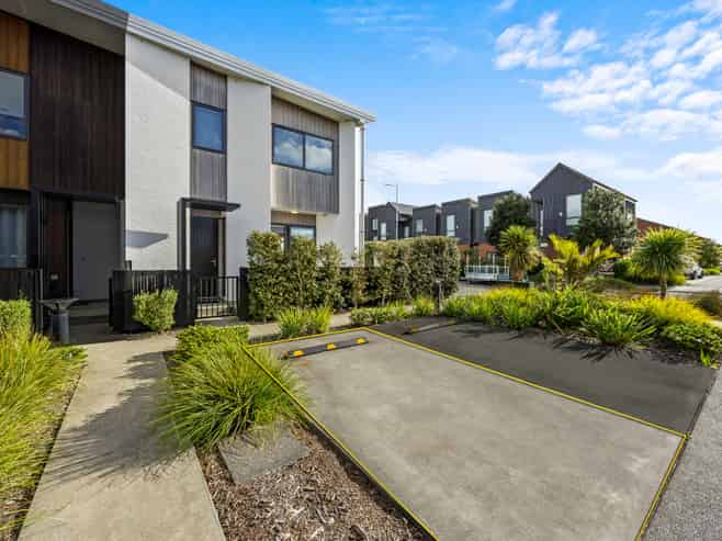61 Wallace Road, Hobsonville
