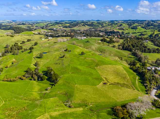 118 Paparoa Station Road, Paparoa