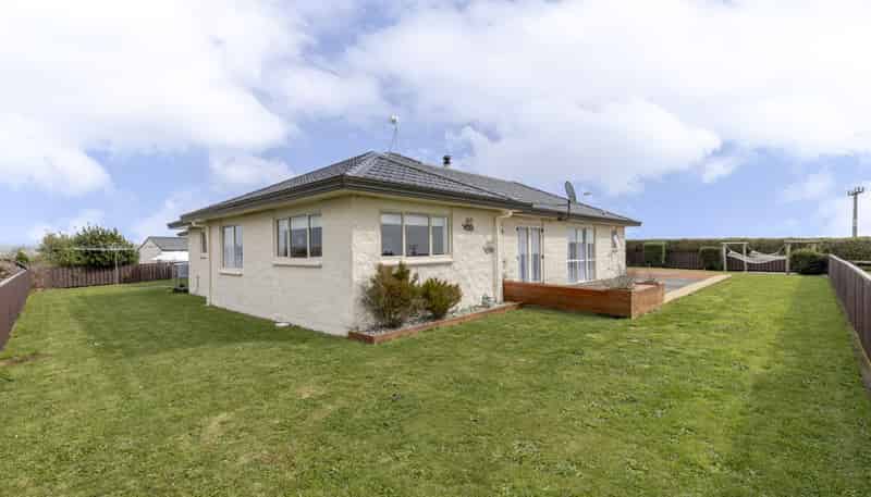 156 King Road, Inglewood