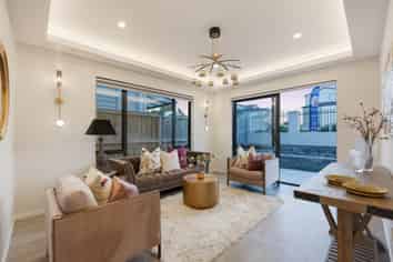 221B Murphys Road, Flat Bush