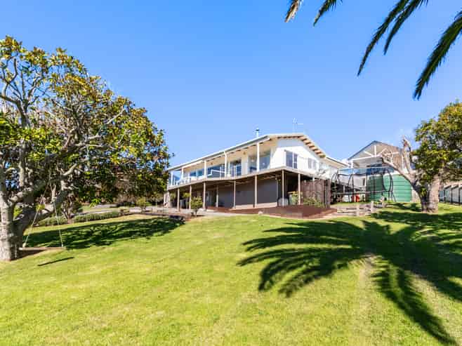 60 Maraetai School Road, Maraetai
