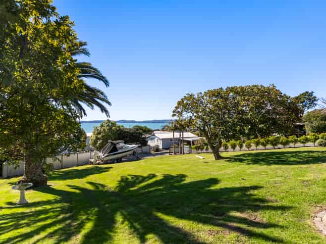 60 Maraetai School Road, Maraetai