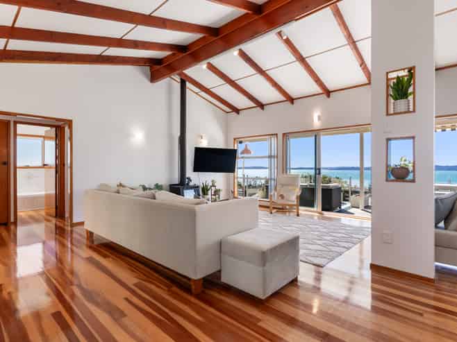 60 Maraetai School Road, Maraetai