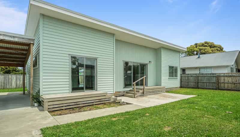 18 School Road, Te Hapara