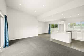 18 School Road, Te Hapara