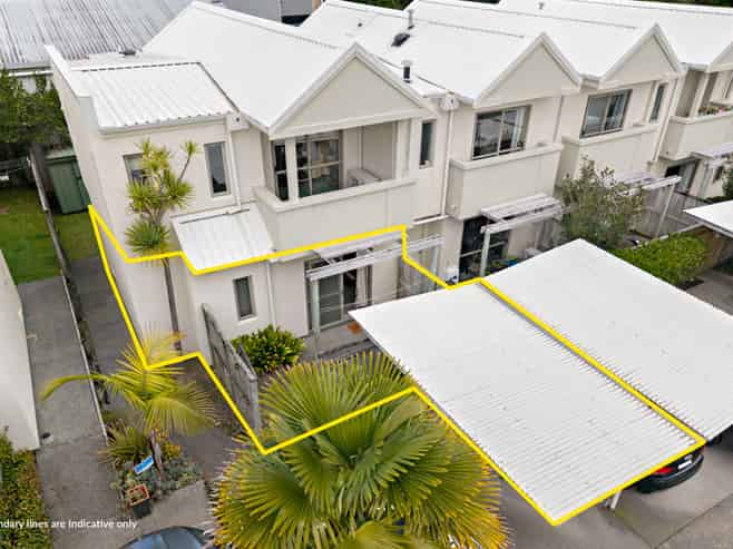 73A/21 Hunters Park Drive, Three Kings