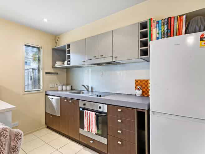 73A/21 Hunters Park Drive, Three Kings