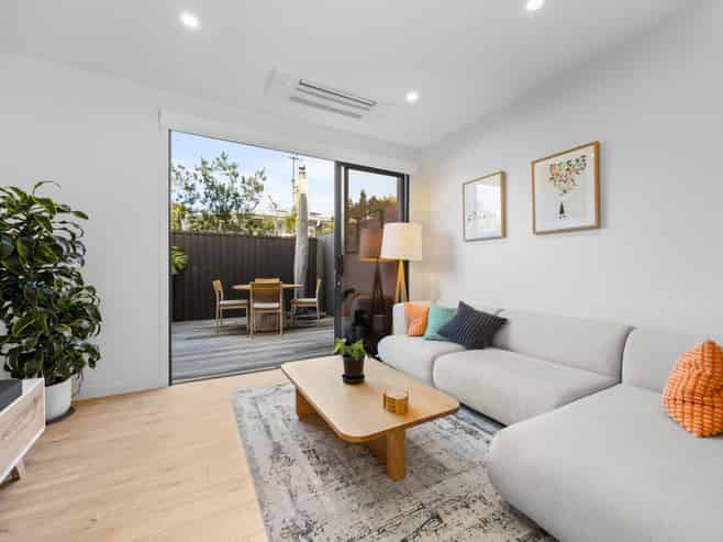 5/47 Taipari Road, Te Atatu Peninsula