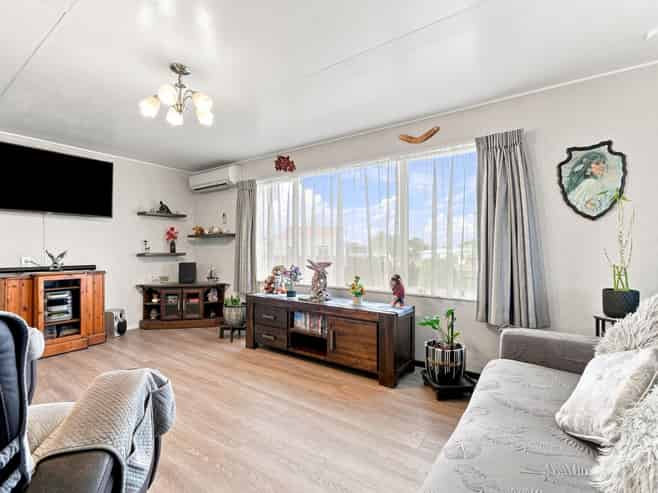 1A Mosston Road, Castlecliff