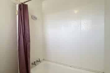 Manawatu / Whanganui - Address withheld