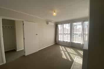 Manawatu / Whanganui - Address withheld