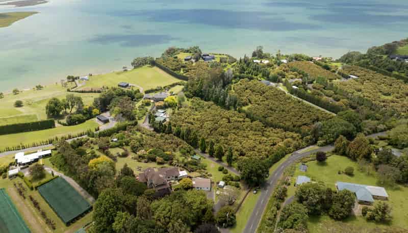 289 Pahoia Road, Whakamarama