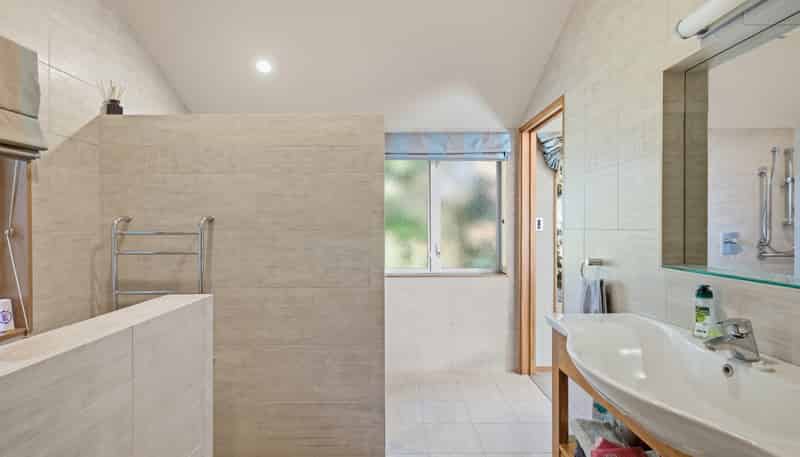 289 Pahoia Road, Whakamarama